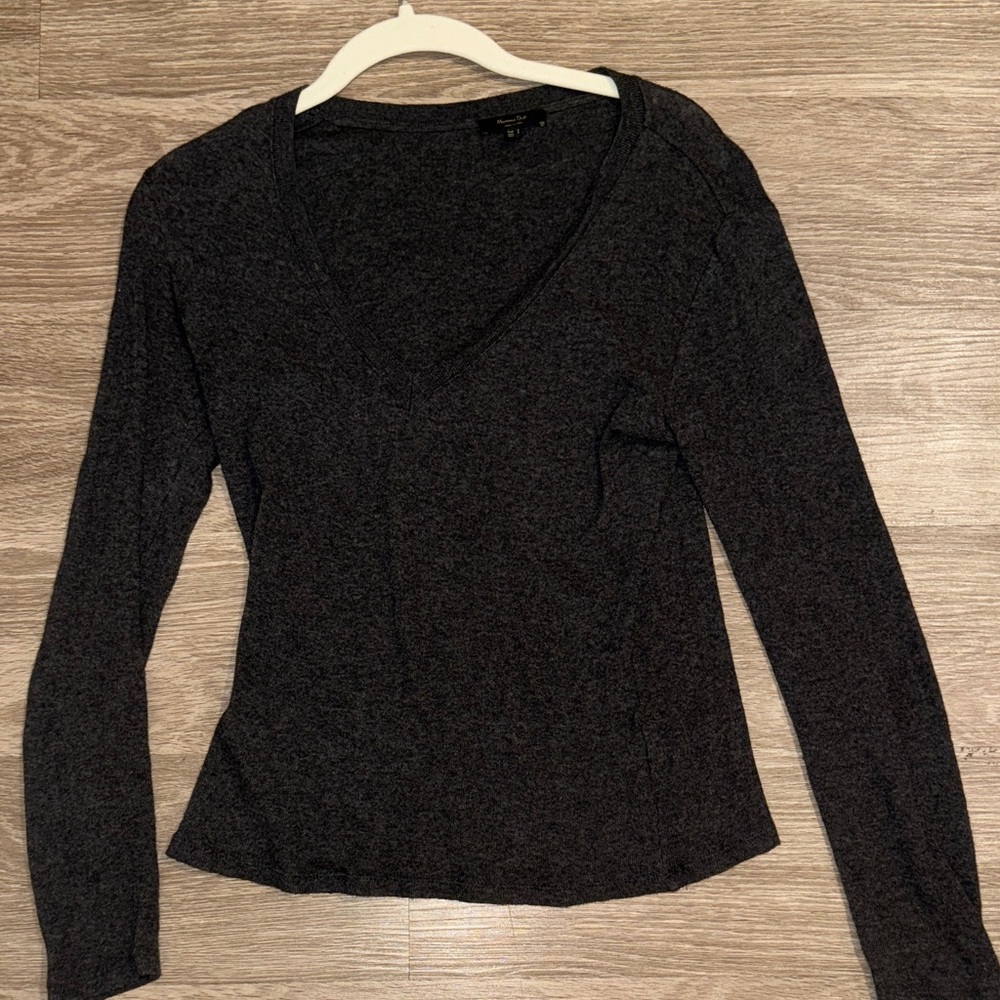 Massimo Dutti Charcoal Long Sleeve V-Neck Top